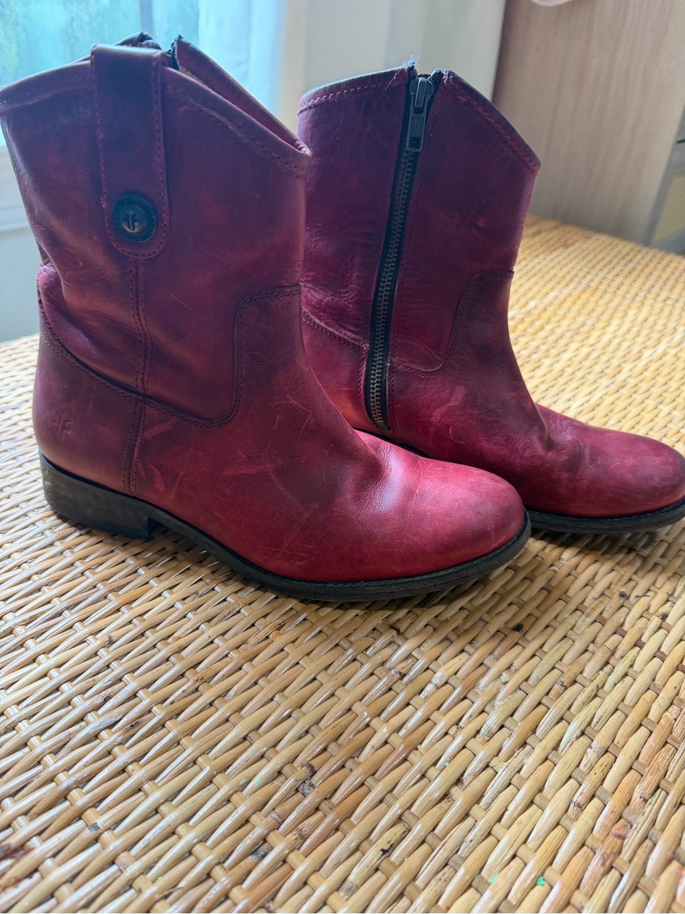 Frye Melissa Button Short Boots size 7 burgundy red